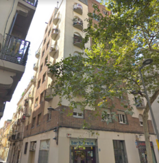 Edifici amb valor patrimonial previ a la Guerra Civil a C/ de Martínez de la Rosa, 73