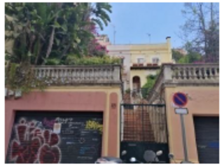 2 cases amb jardí i escalinata a C/ Verdi, 270 i 270bis